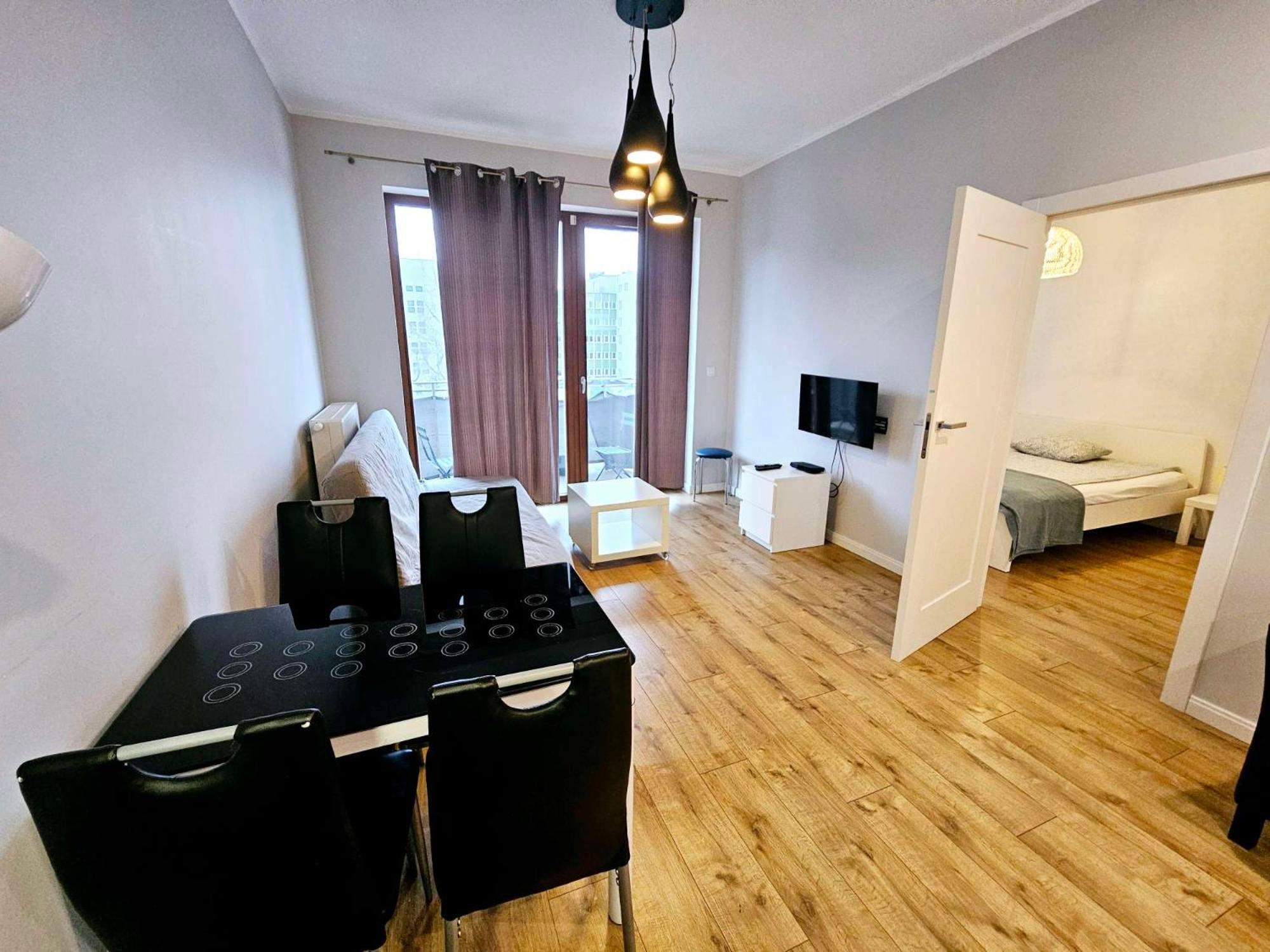 First -- Green Zoliborz Apartment 4 Warsaw Ngoại thất bức ảnh